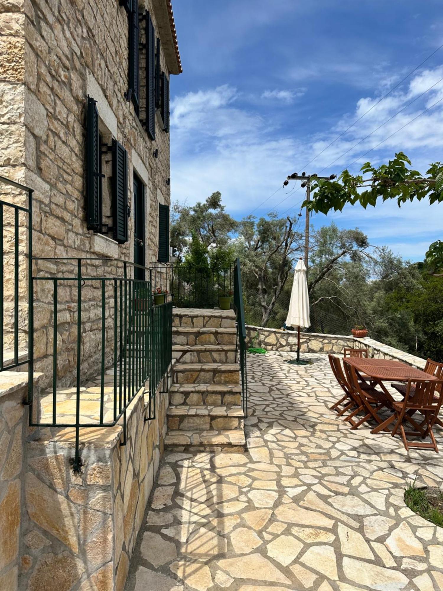 Вілла Chrysavgi Stone House Katomerion Екстер'єр фото