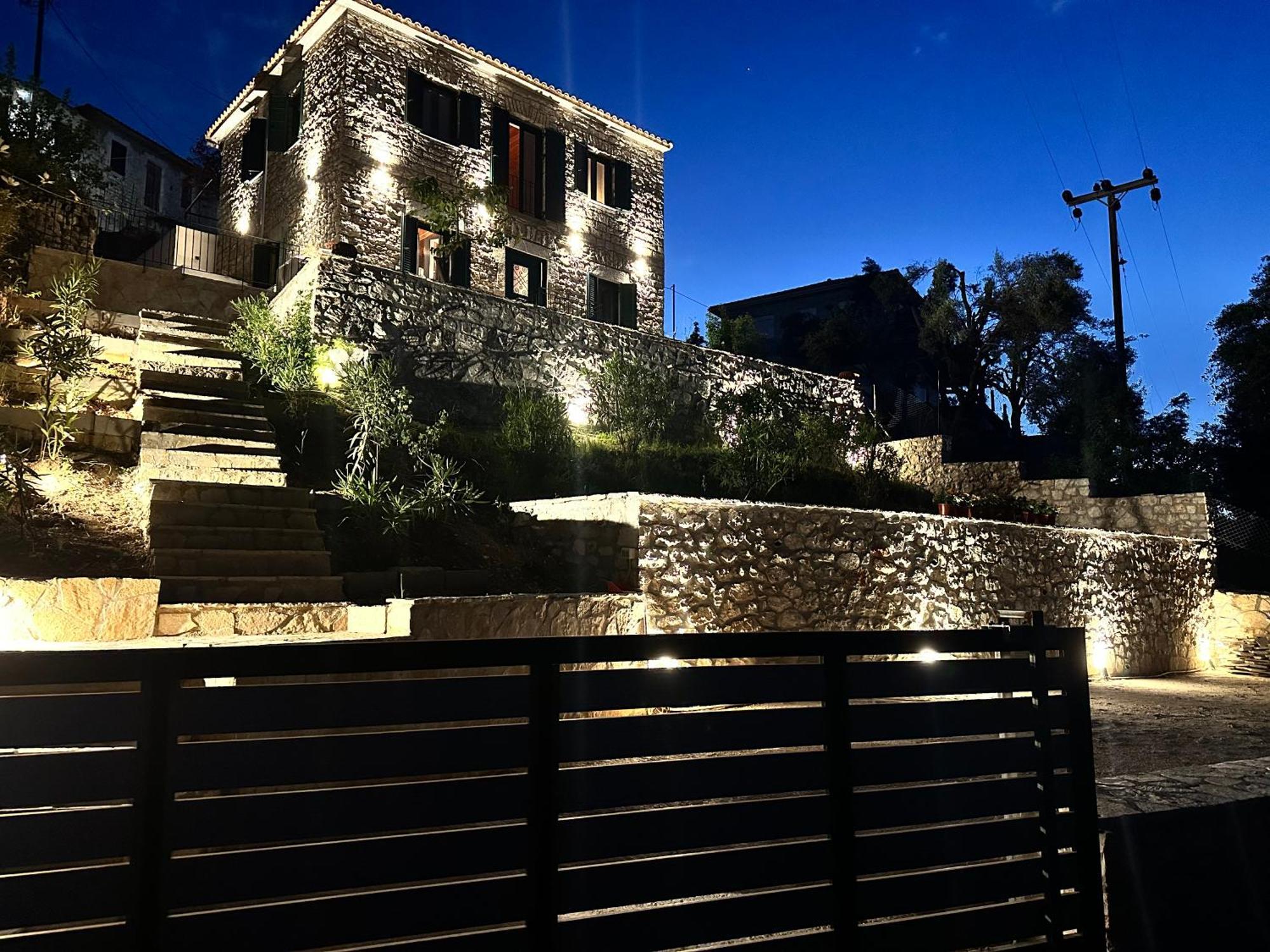 Вілла Chrysavgi Stone House Katomerion Екстер'єр фото